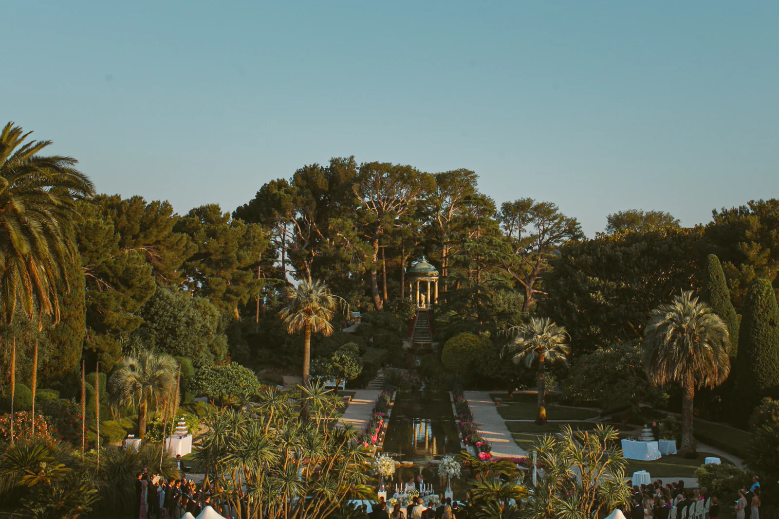 Real wedding photographed at Villa Ephrussi de Rothschild on Saint-Jean-Cap-Ferrat
